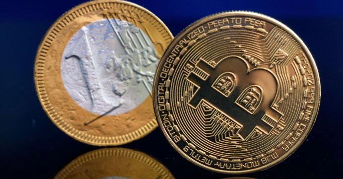 Cryptocurrency vs Traditional Currency: Key Differences